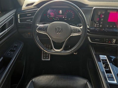 2024 Volkswagen Atlas Cross Sport 2.0T SEL Premium R-Line