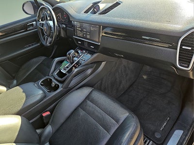 2019 Porsche Cayenne Base