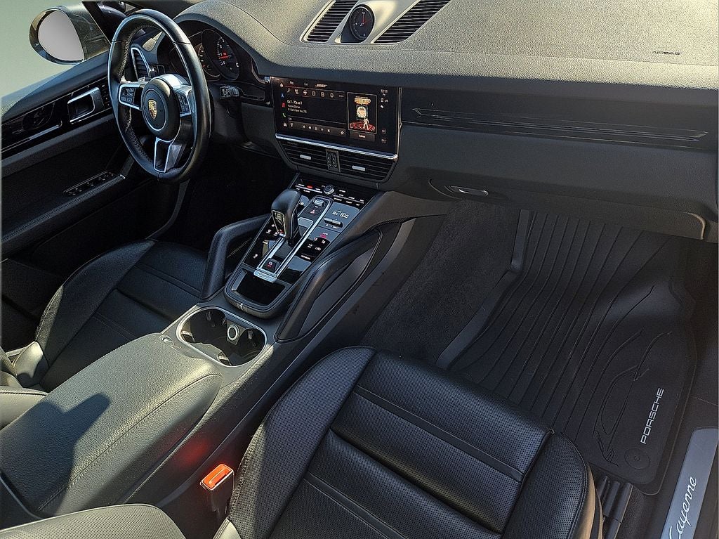 2022 Porsche Cayenne Base