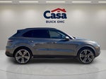 2022 Porsche Cayenne Base