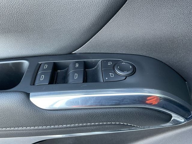 2025 Chevrolet Traverse FWD LT