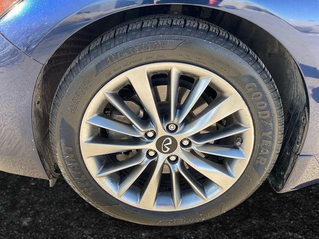 2022 INFINITI Q50 LUXE