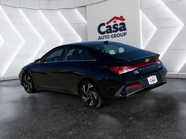 2024 Hyundai Elantra Limited
