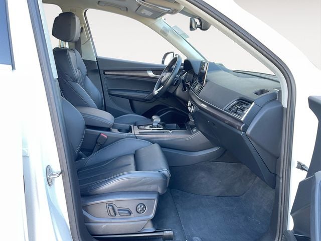 2024 Audi Q5 S line Premium Plus