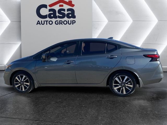 2022 Nissan Versa SV