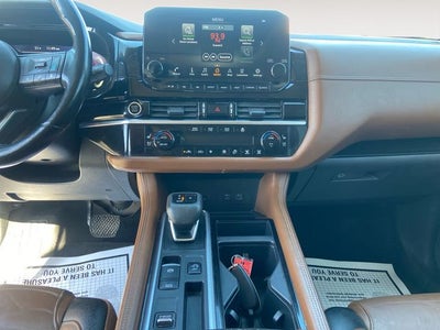 2023 Nissan Pathfinder Platinum