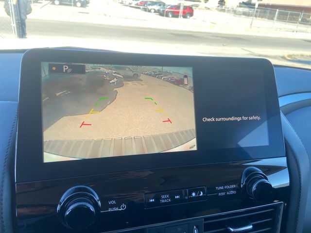 2024 Nissan Armada SV