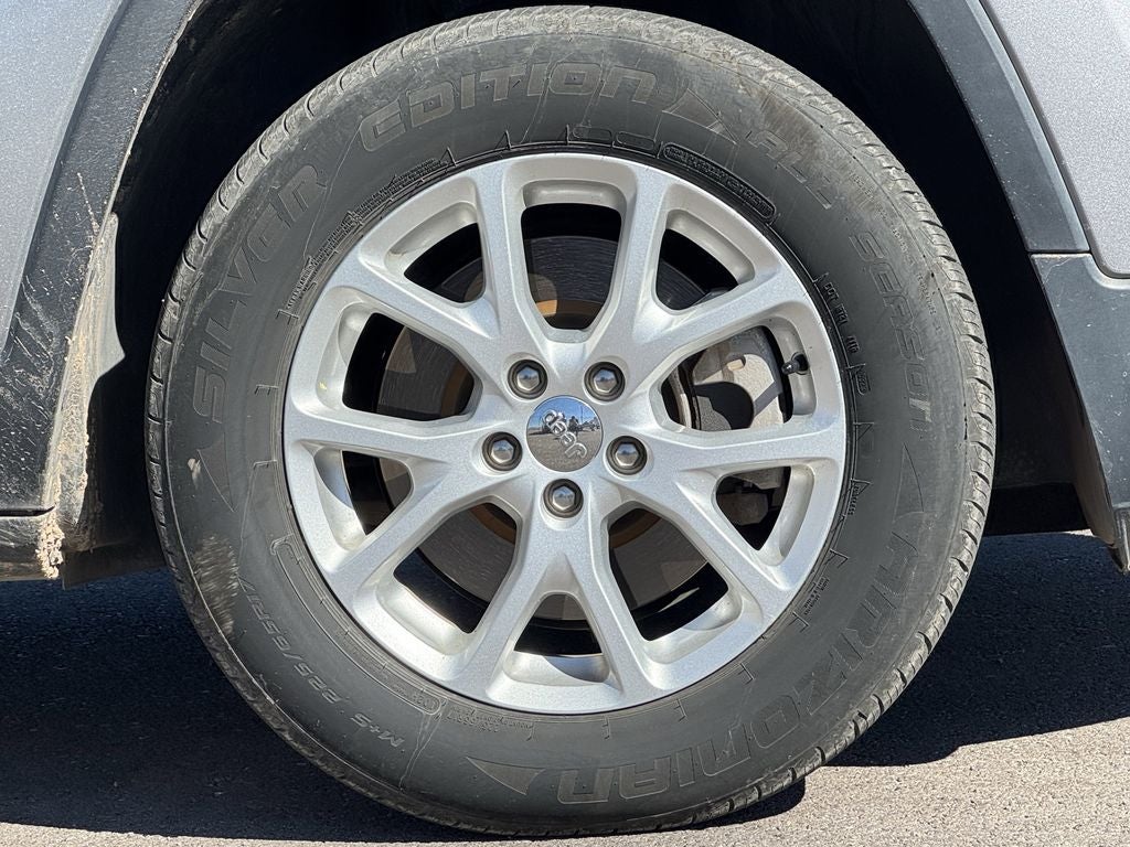 2016 Jeep Cherokee Sport