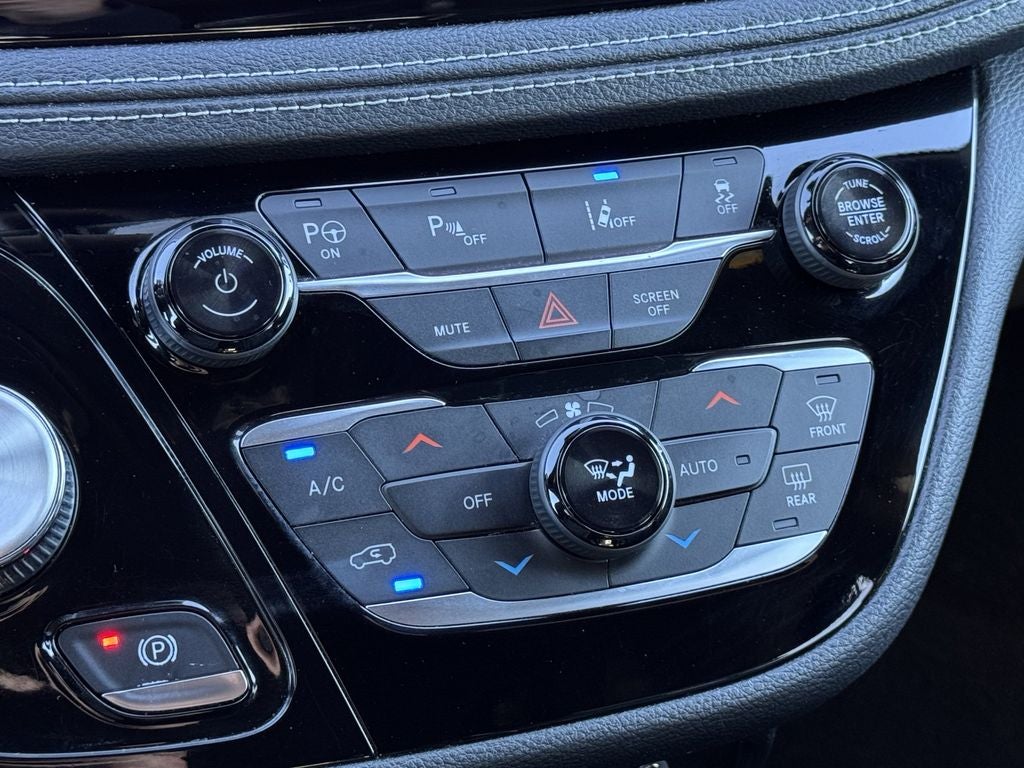 2020 Chrysler Pacifica Hybrid Limited