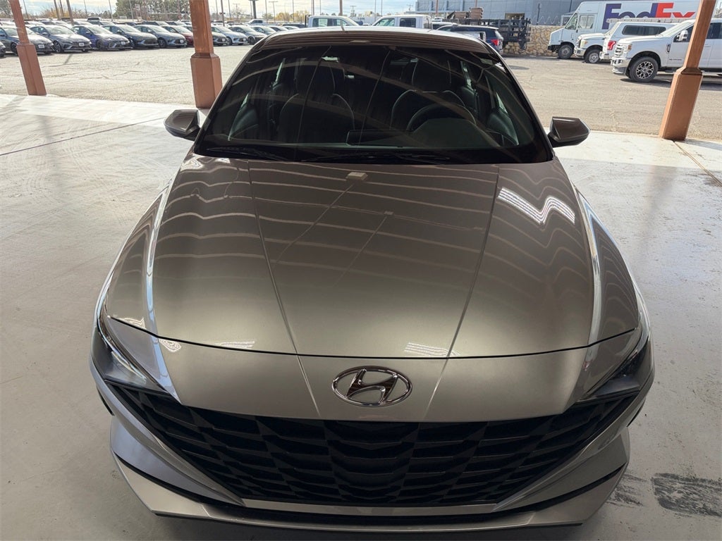 2021 Hyundai Elantra SE