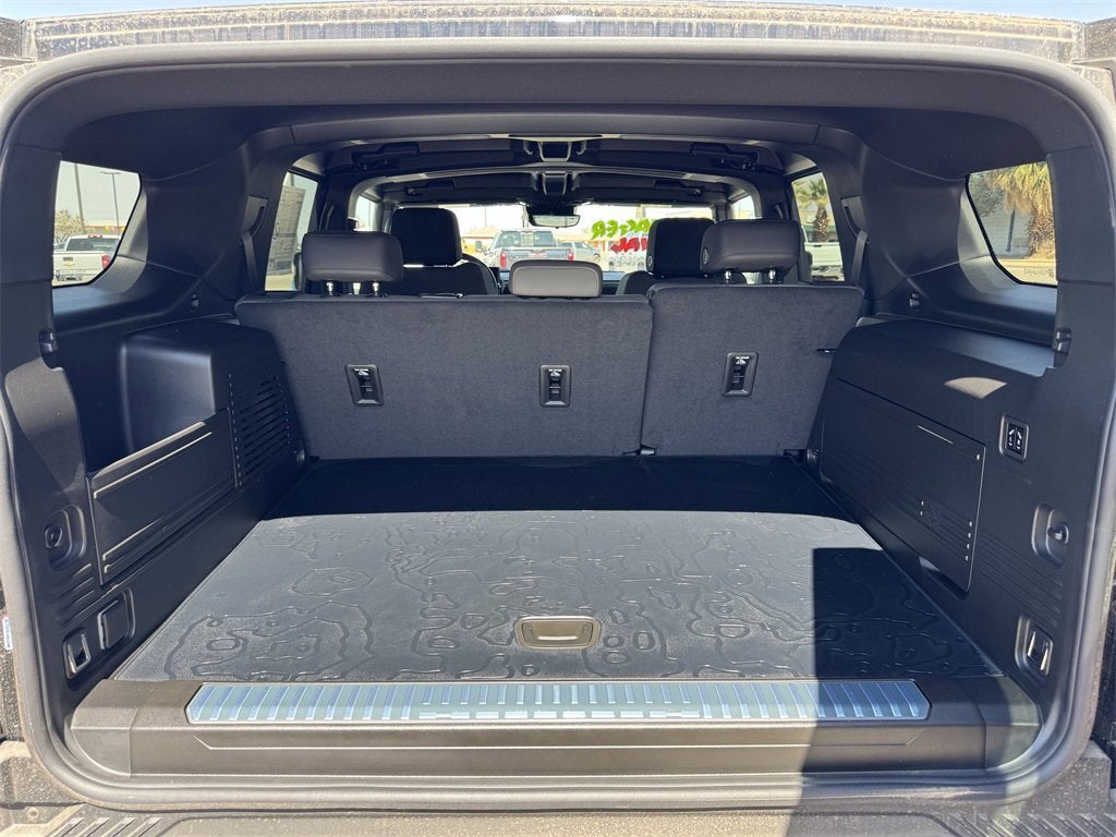 2025 GMC HUMMER EV SUV 2X