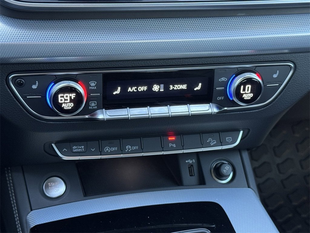 2024 Audi Q5 S line Premium Plus